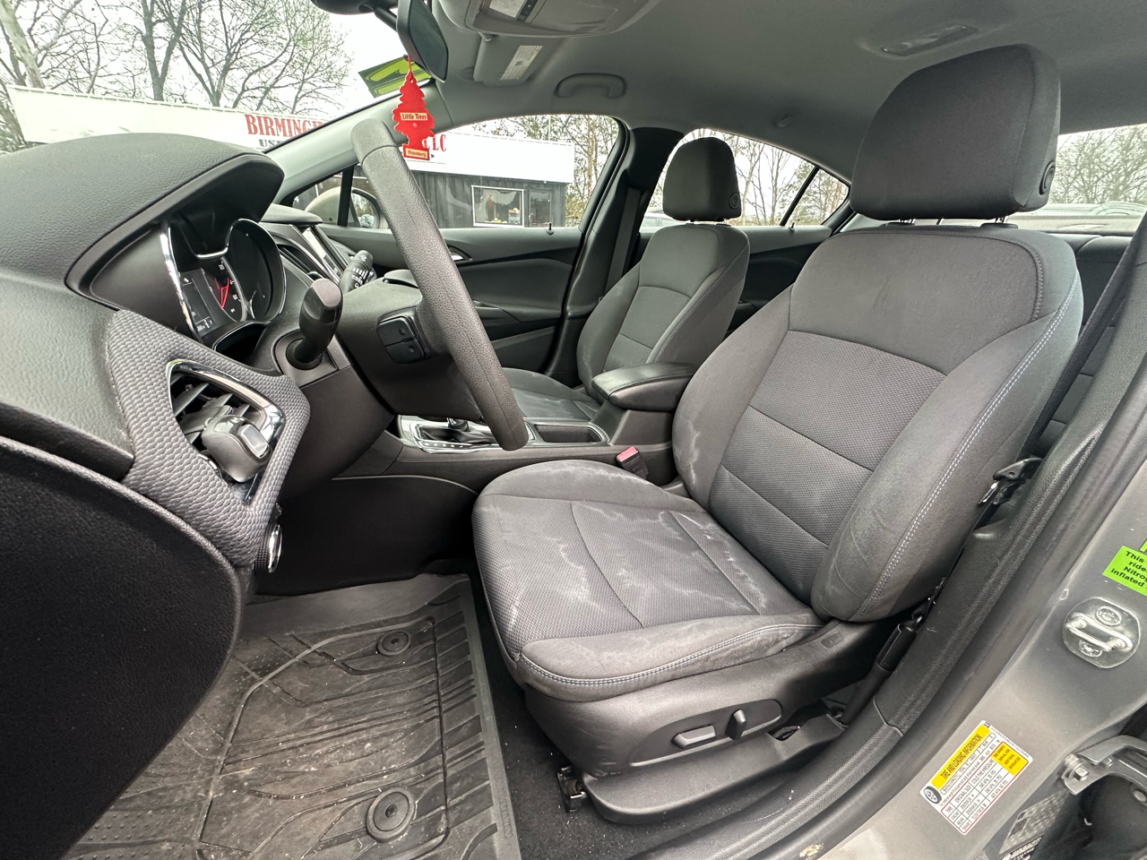Chevrolet Cruze 4dr Sdn LT 2019