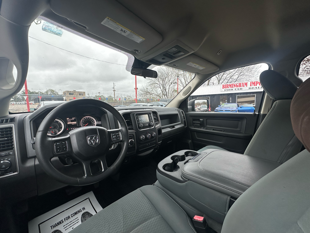 RAM 1500 Classic Express 4x2 Crew Cab 5'7" Box 2019