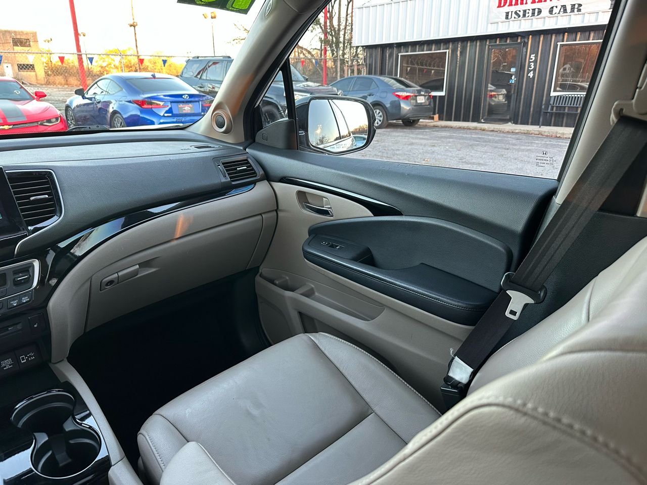 Honda Pilot Touring 8-Passenger 2WD 2019