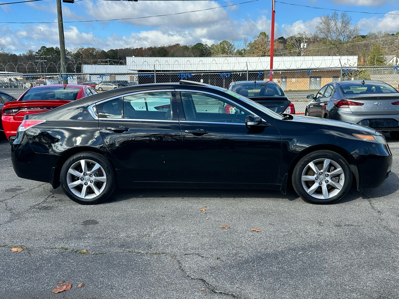 Acura TL 4dr Sdn Auto 2WD 2013