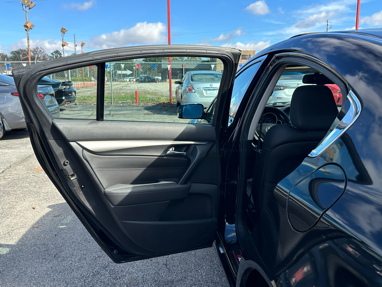 Acura TL 4dr Sdn Auto 2WD 2013