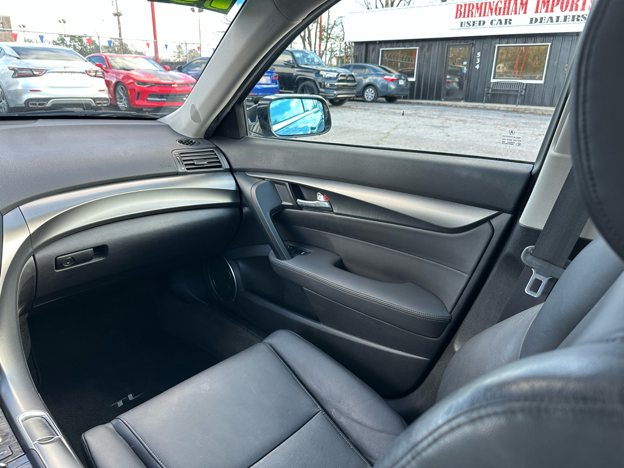 Acura TL 4dr Sdn Auto 2WD 2013