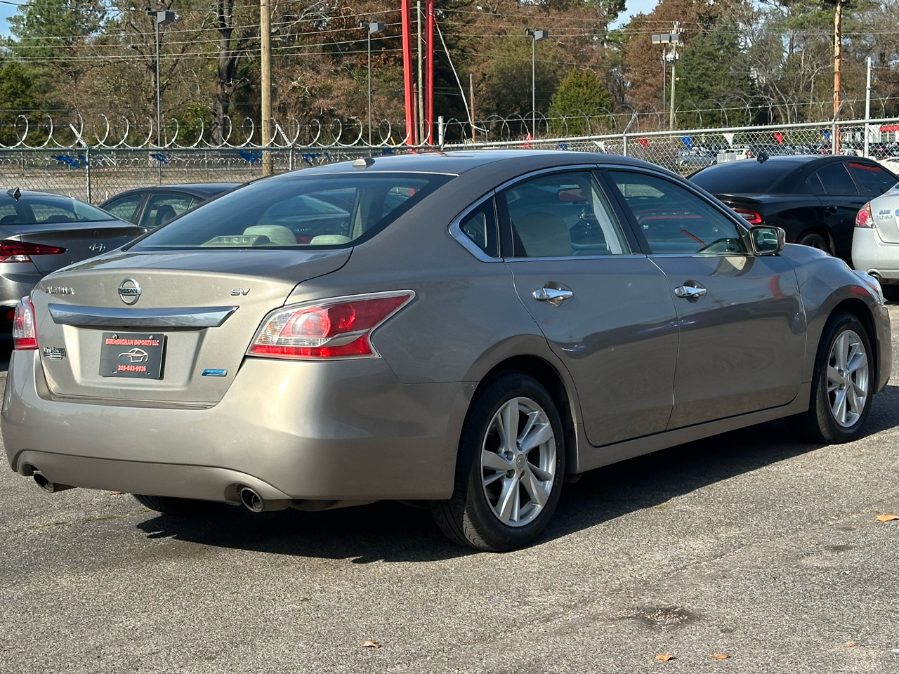 Nissan Altima 4dr Sdn I4 2.5 SV 2013