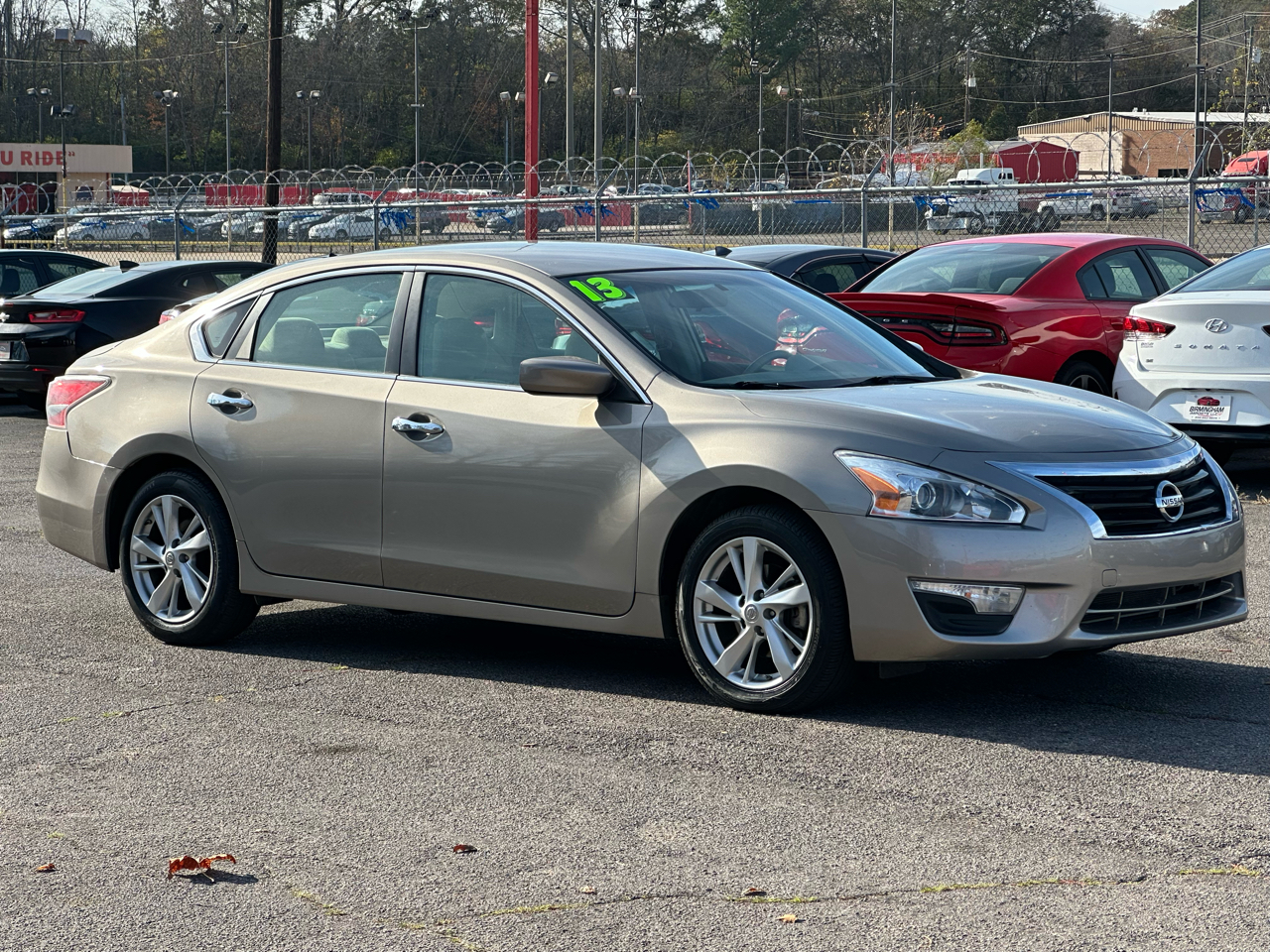 Nissan Altima 4dr Sdn I4 2.5 SV 2013