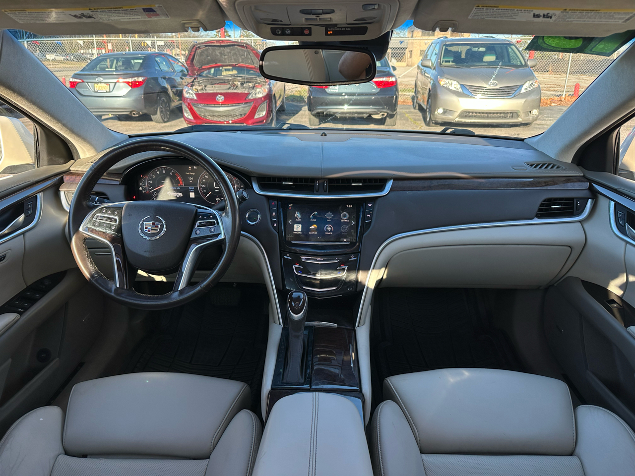 Cadillac XTS 4dr Sdn Platinum FWD 2013