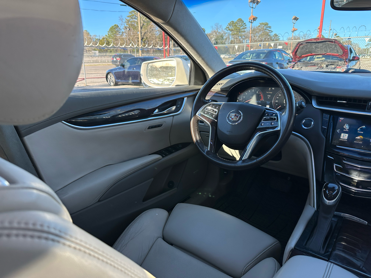 Cadillac XTS 4dr Sdn Platinum FWD 2013