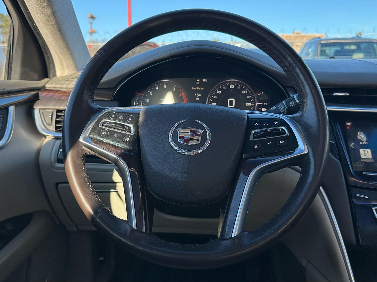 Cadillac XTS 4dr Sdn Platinum FWD 2013