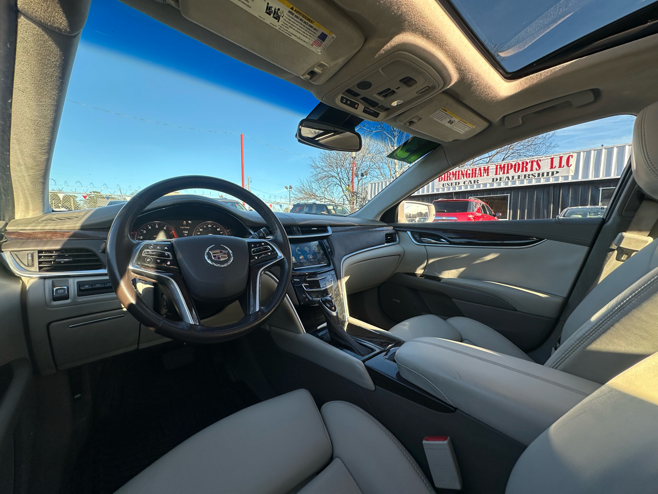 Cadillac XTS 4dr Sdn Platinum FWD 2013