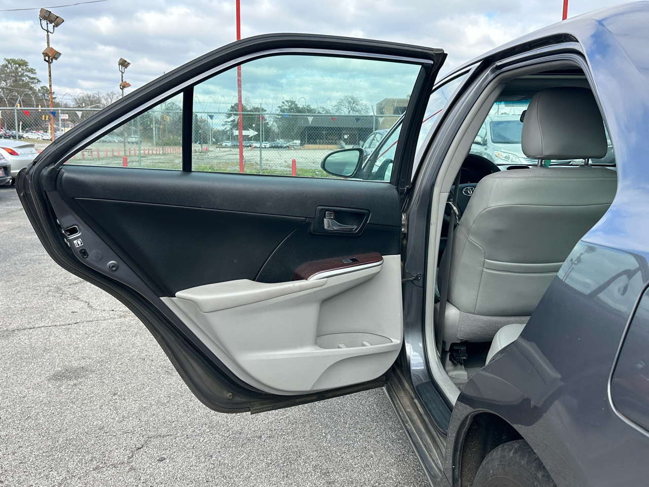 Toyota Camry 2014.5 4dr Sdn I4 Auto SE Sport (Natl) 2014