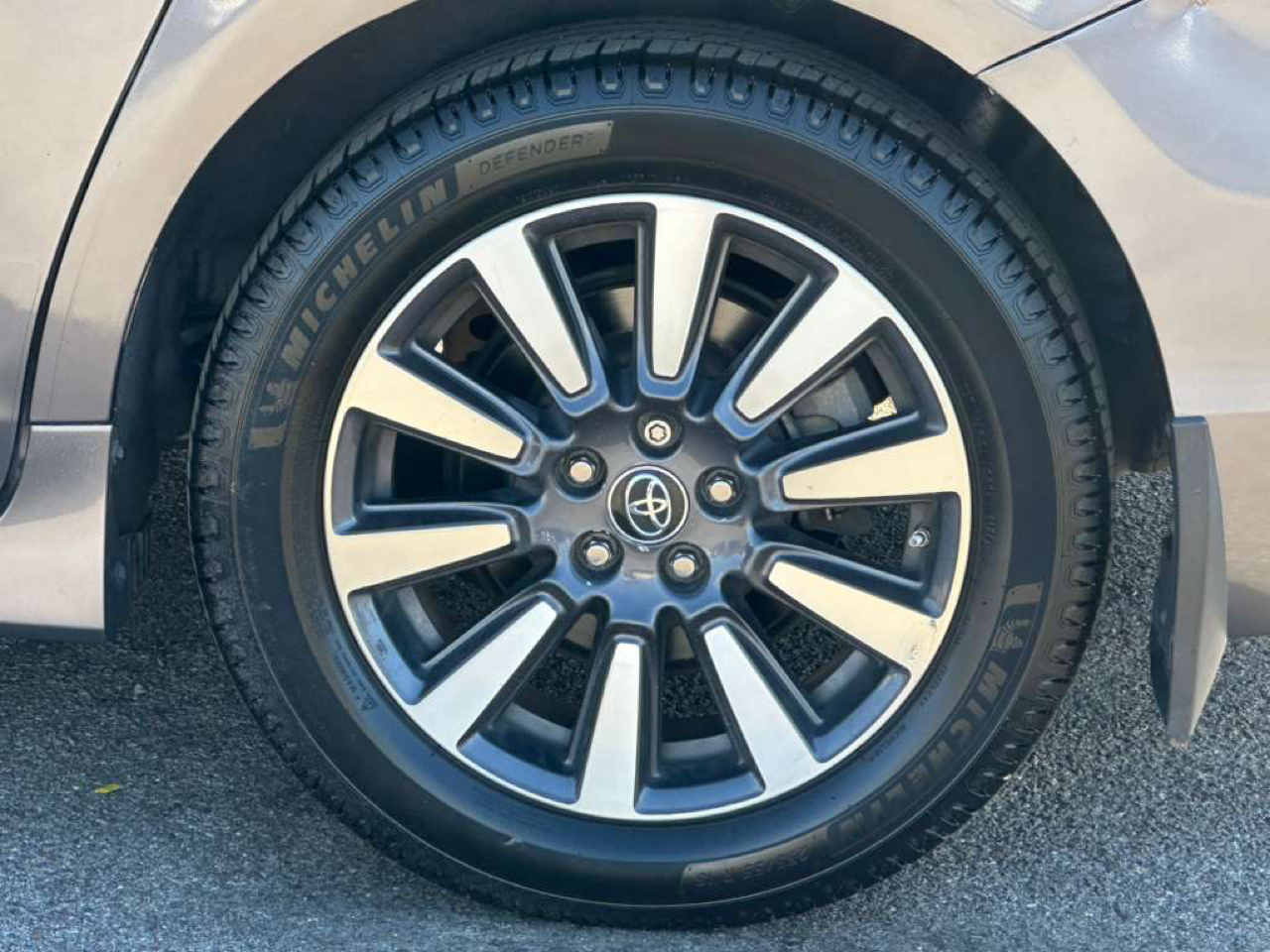 Toyota Sienna Limited Premium AWD 7-Passenger (Natl) 2019