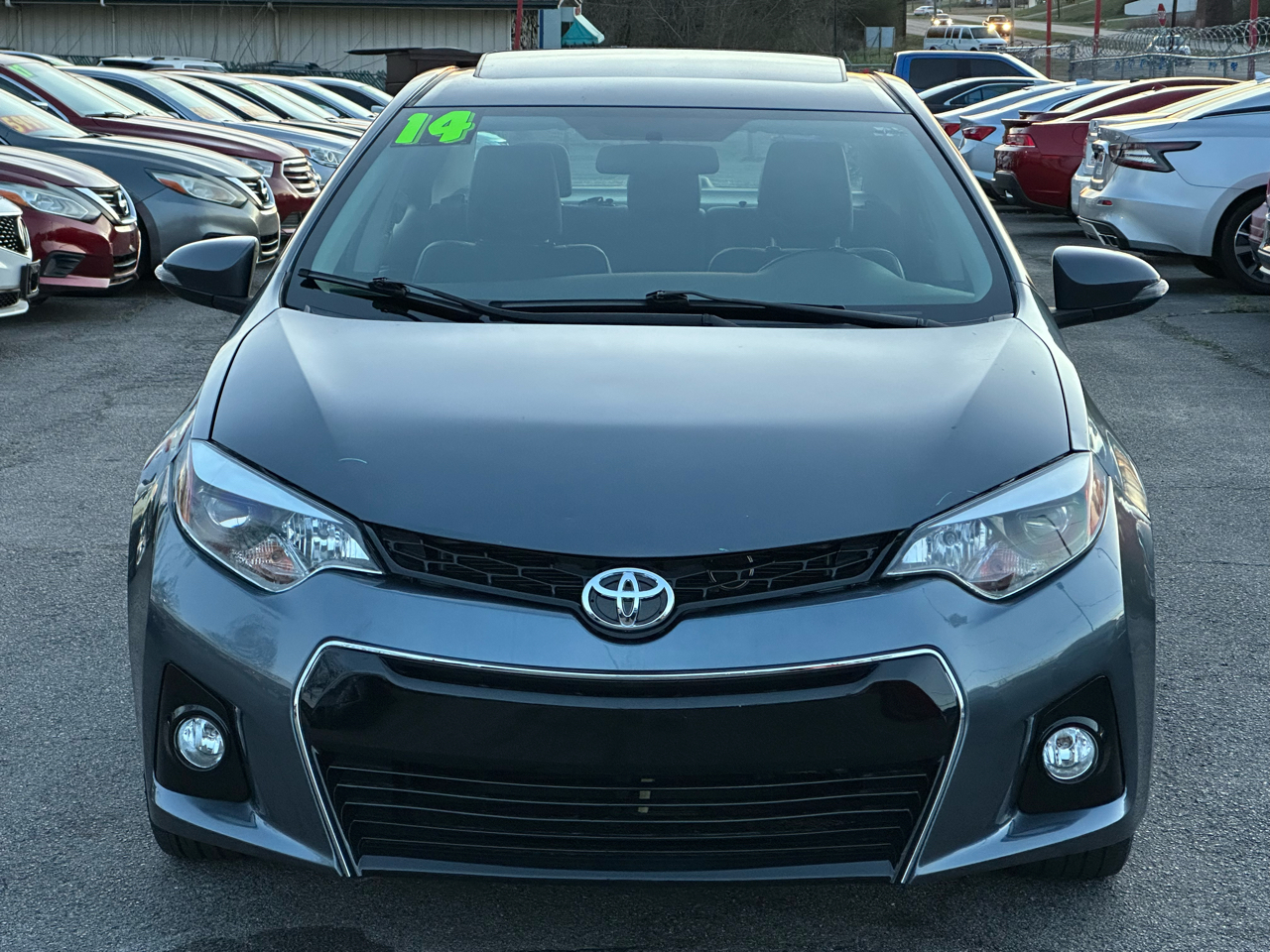 Toyota Corolla 4dr Sdn CVT LE Premium (Natl) 2014