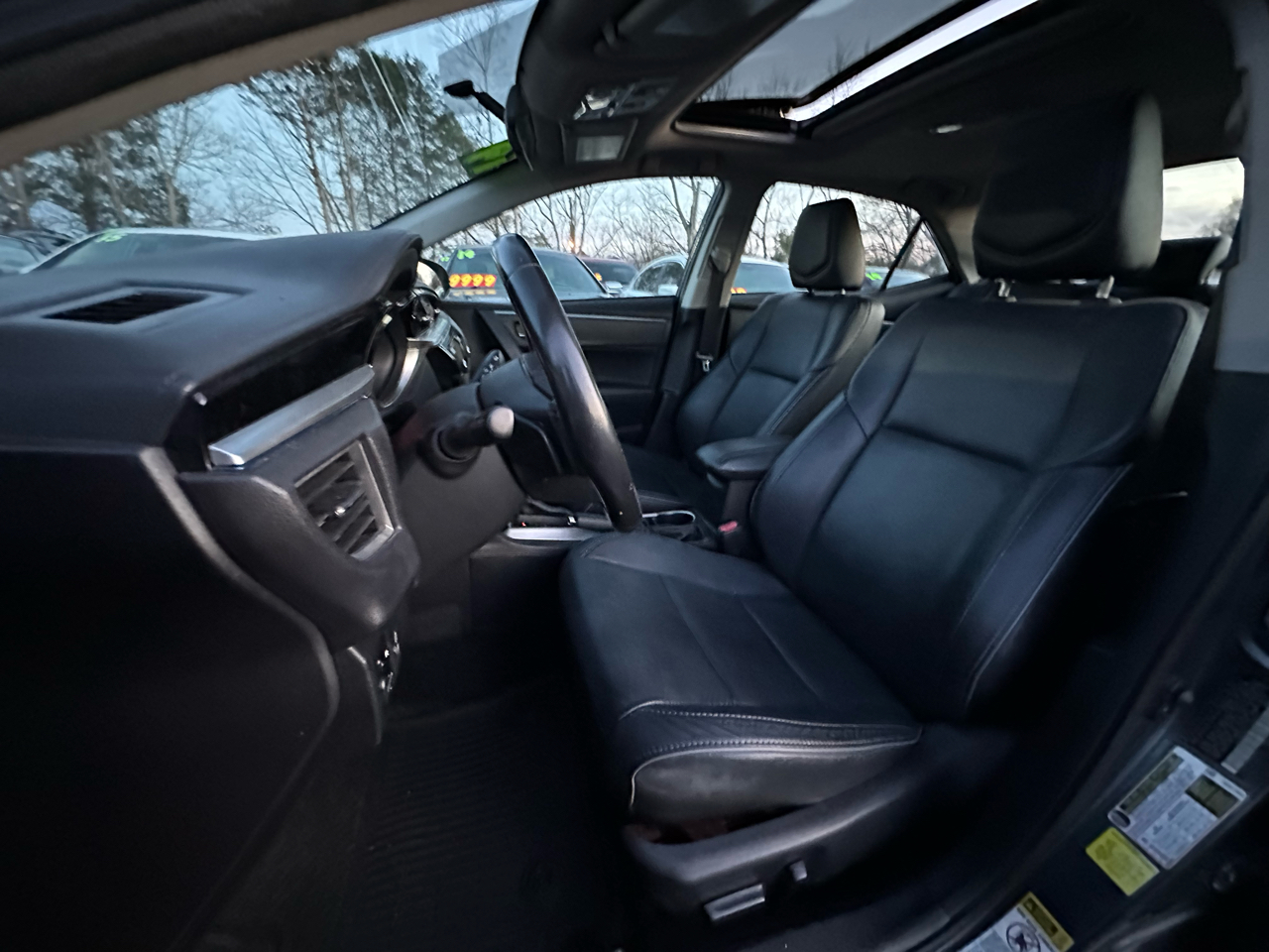 Toyota Corolla 4dr Sdn CVT LE Premium (Natl) 2014