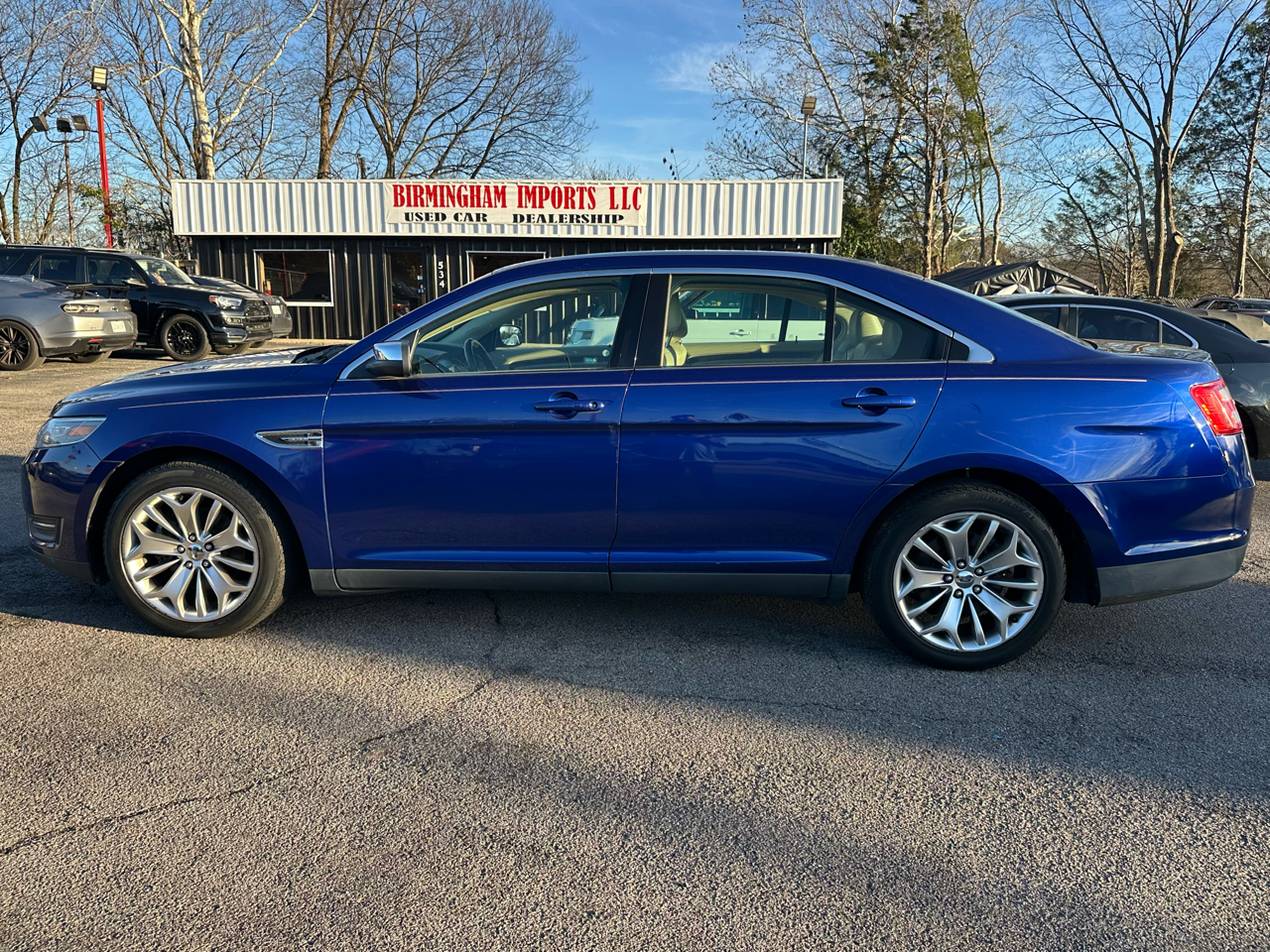 Ford Taurus 4dr Sdn Limited FWD 2014