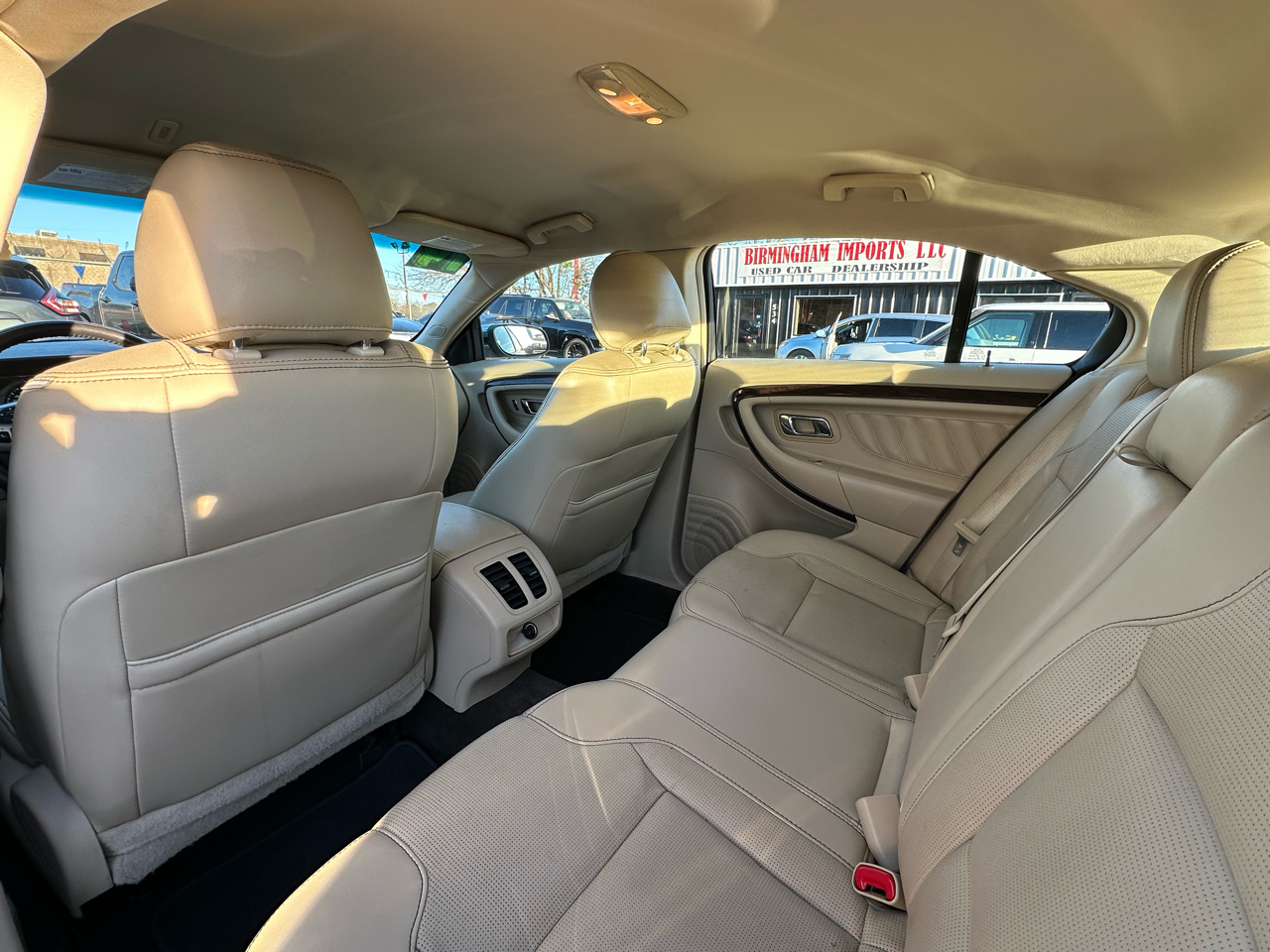 Ford Taurus 4dr Sdn Limited FWD 2014