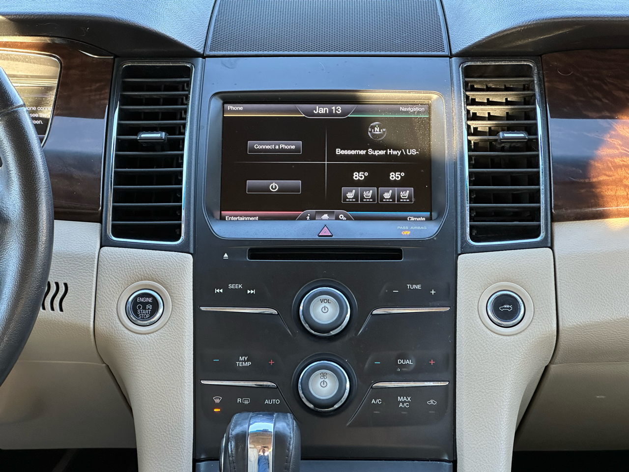 Ford Taurus 4dr Sdn Limited FWD 2014