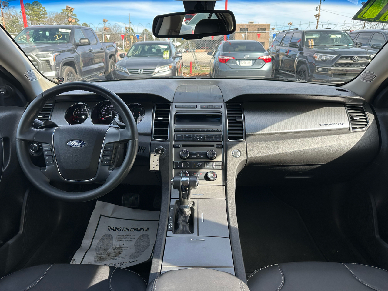 Ford Taurus 4dr Sdn SEL FWD 2011