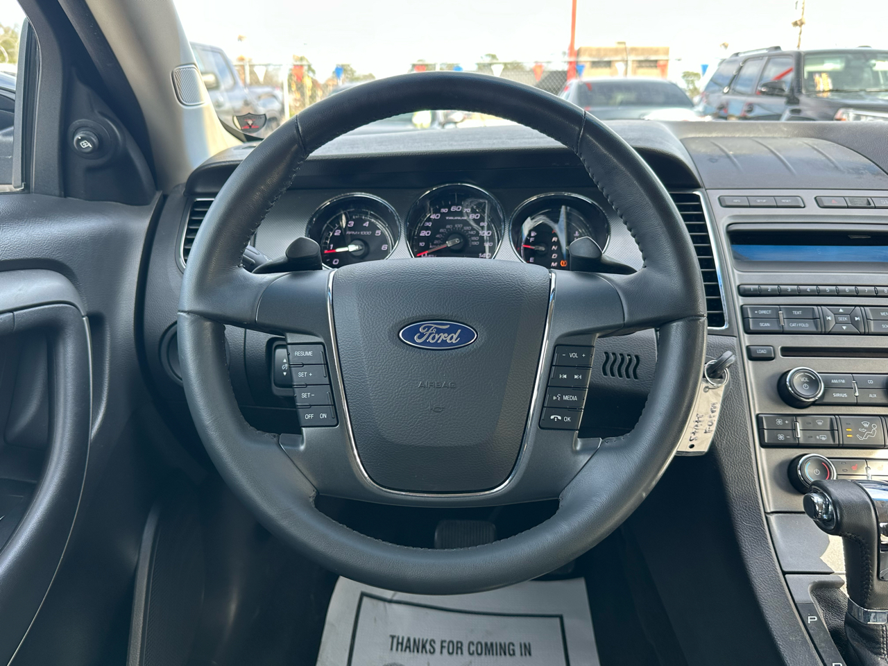 Ford Taurus 4dr Sdn SEL FWD 2011