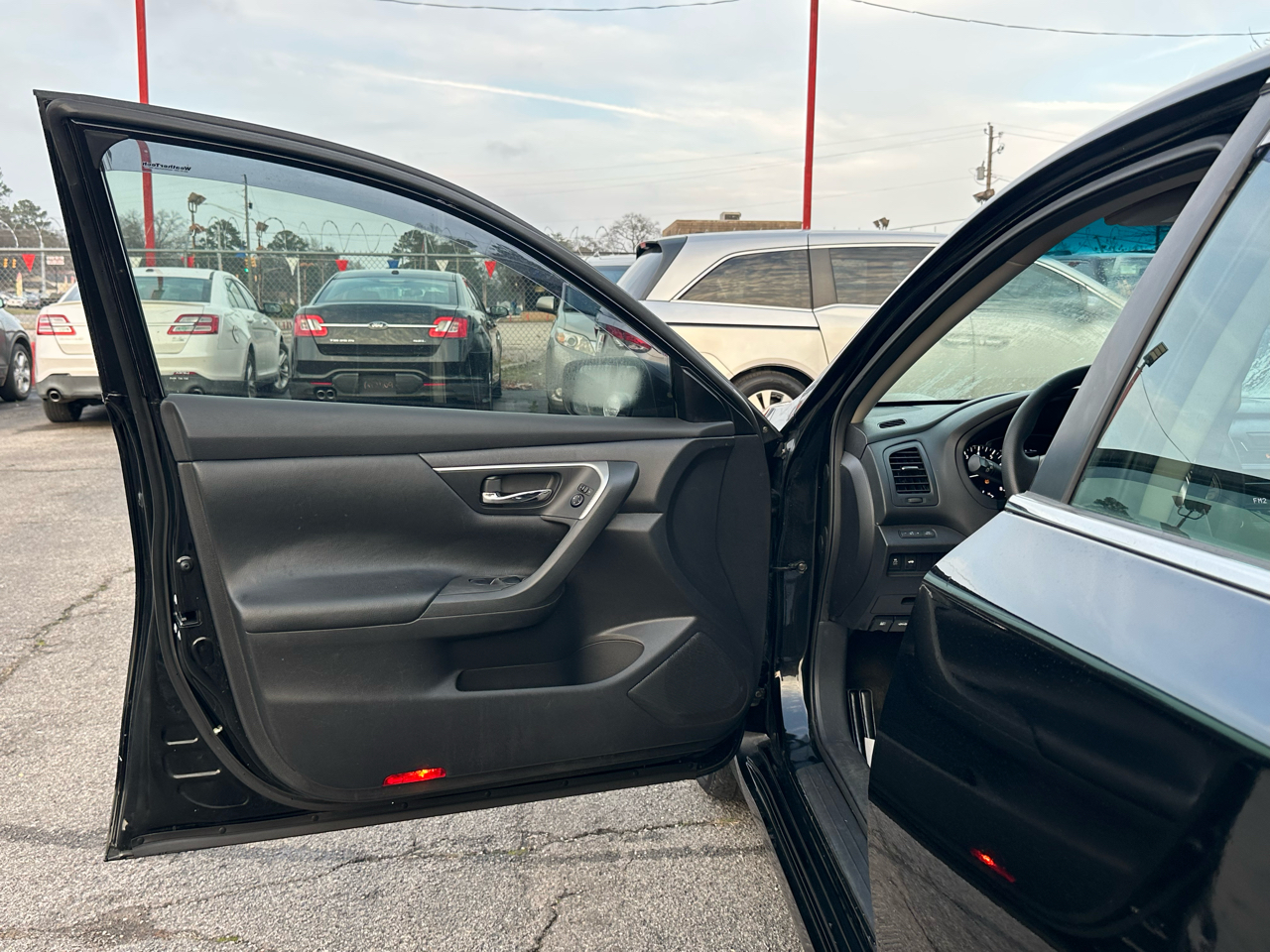 Nissan Altima 4dr Sdn I4 2.5 S 2015