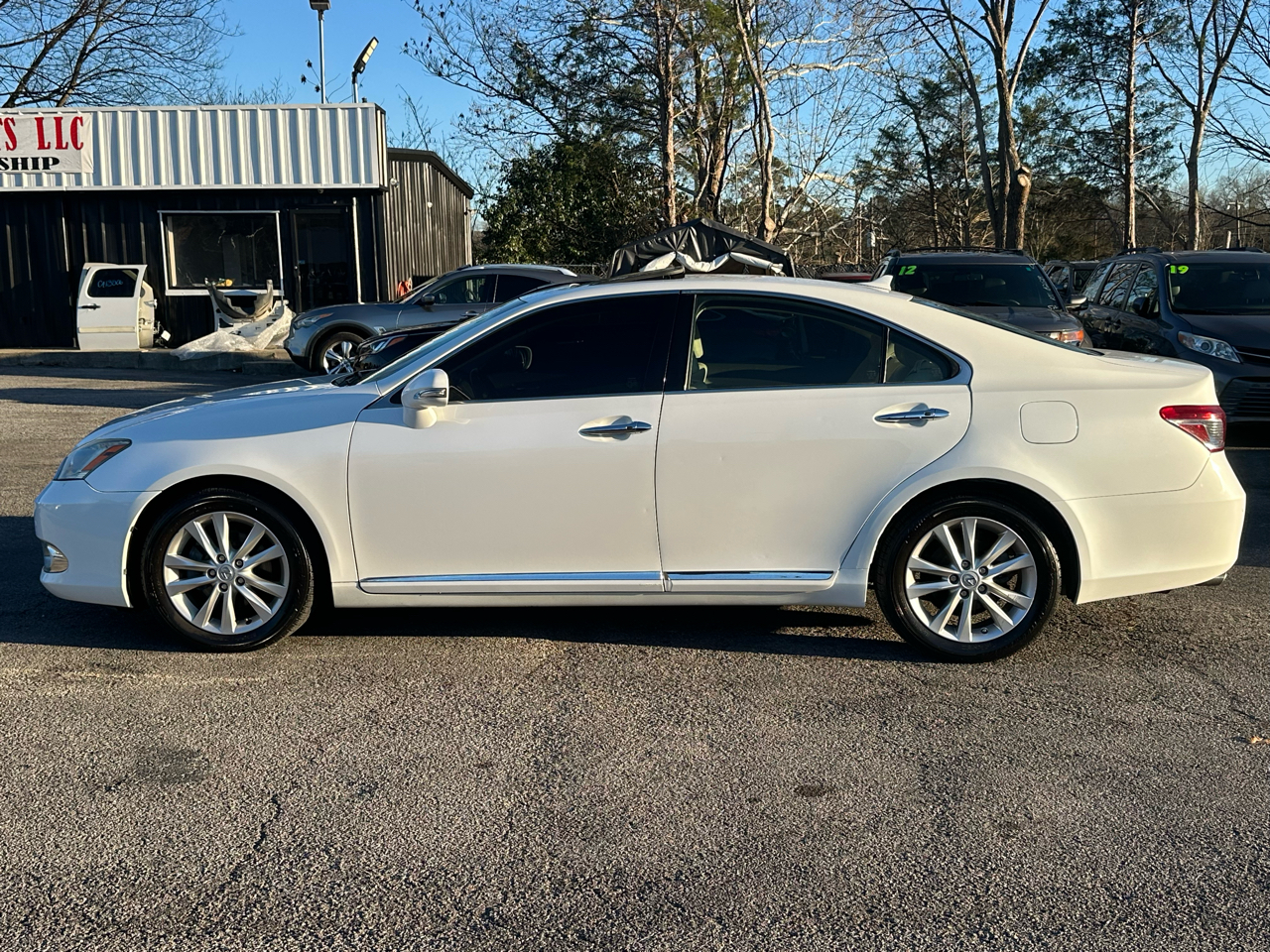Lexus ES 350 4dr Sdn 2010