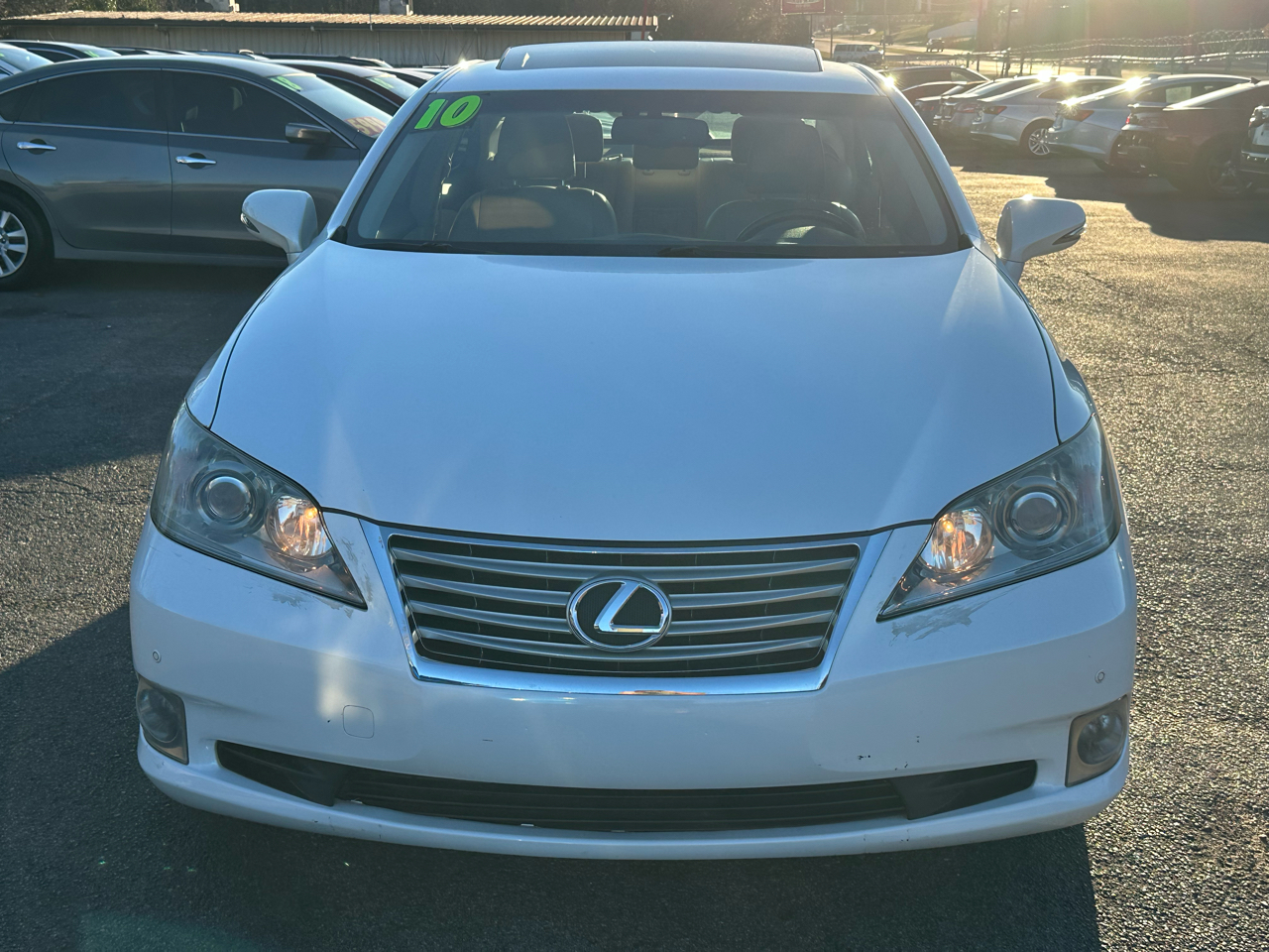Lexus ES 350 4dr Sdn 2010