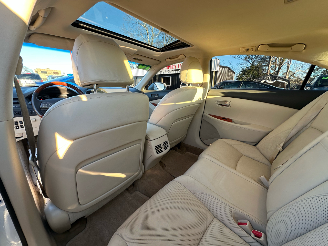 Lexus ES 350 4dr Sdn 2010