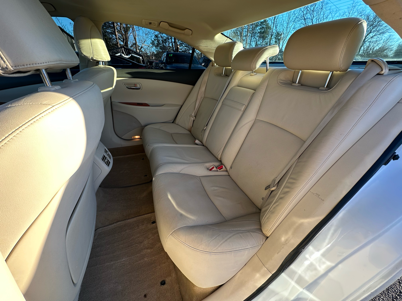 Lexus ES 350 4dr Sdn 2010