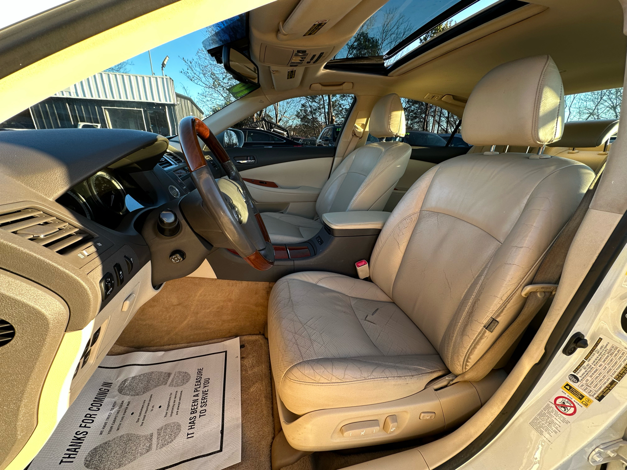 Lexus ES 350 4dr Sdn 2010