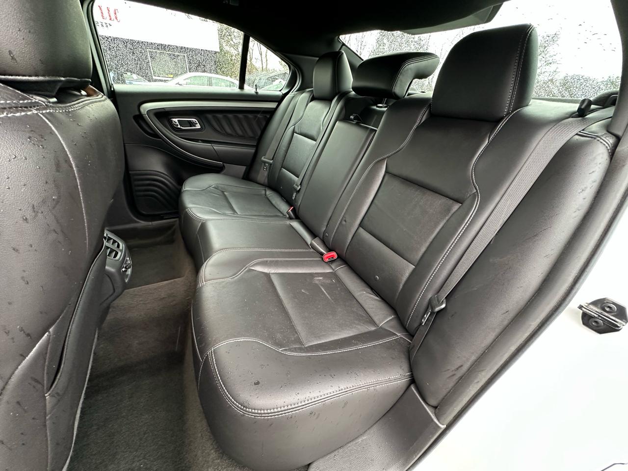 Ford Taurus 4dr Sdn SEL AWD 2015