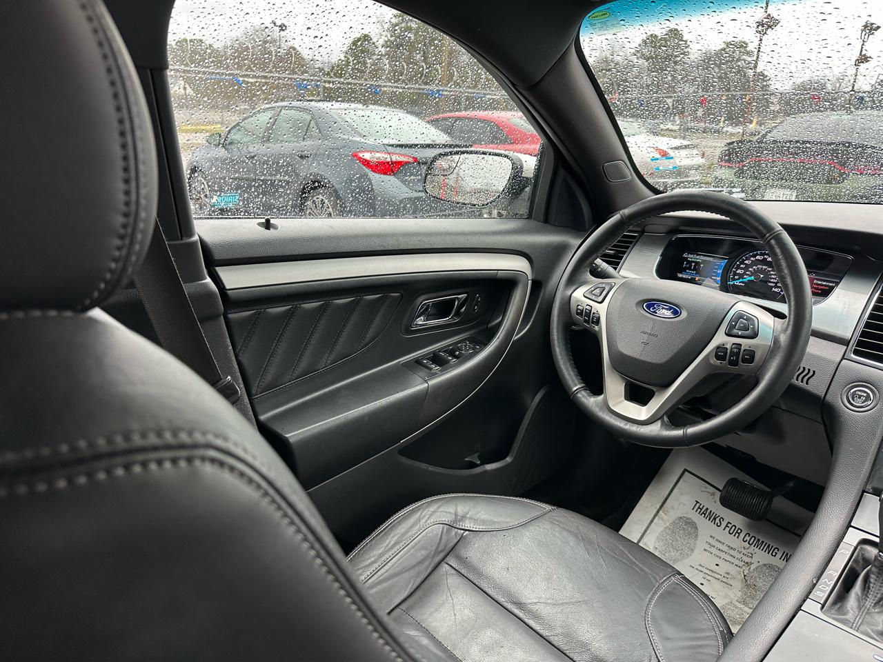 Ford Taurus 4dr Sdn SEL AWD 2015