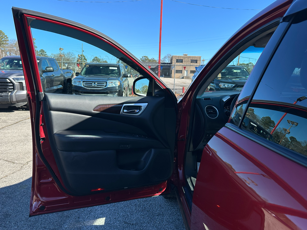 Nissan Pathfinder 2WD 4dr SL 2016