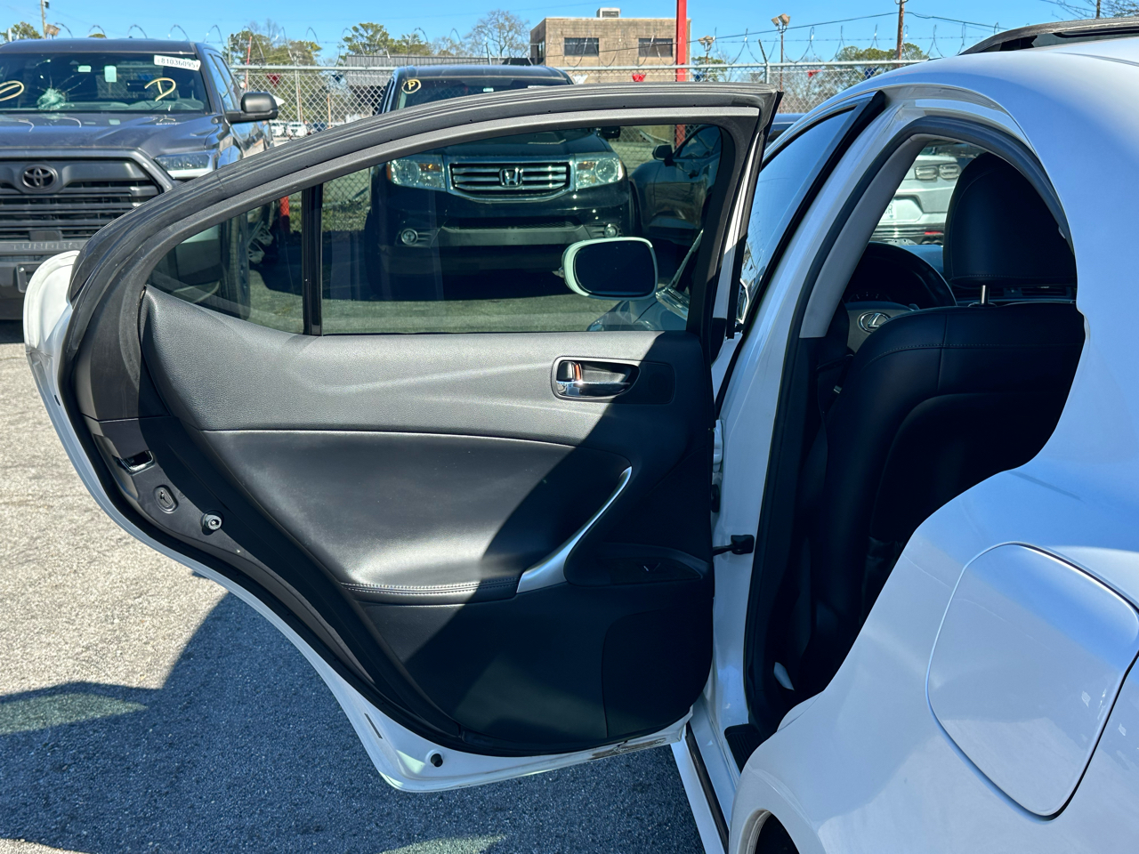 Lexus IS 250 4dr Sport Sdn Auto RWD 2013