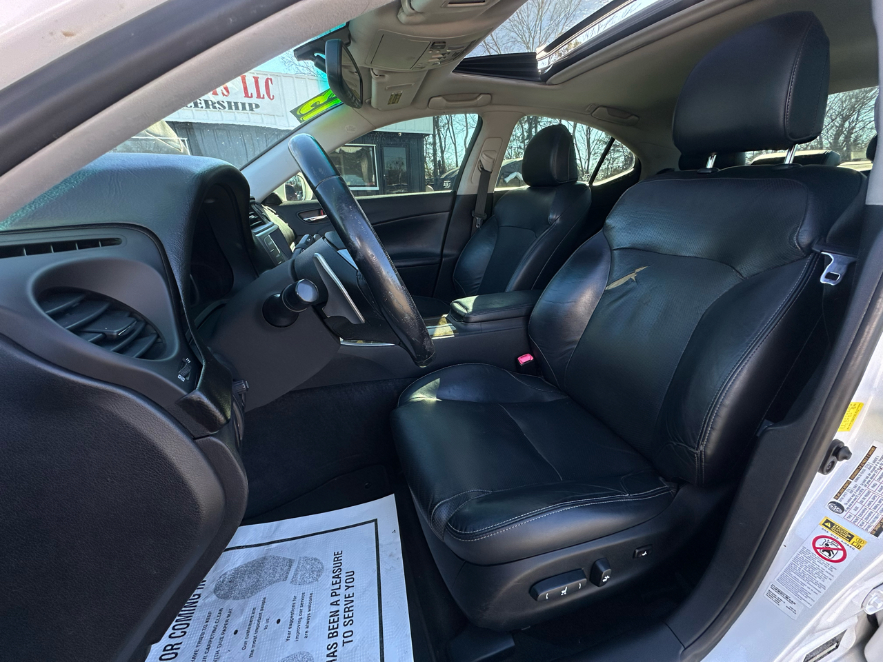 Lexus IS 250 4dr Sport Sdn Auto RWD 2013