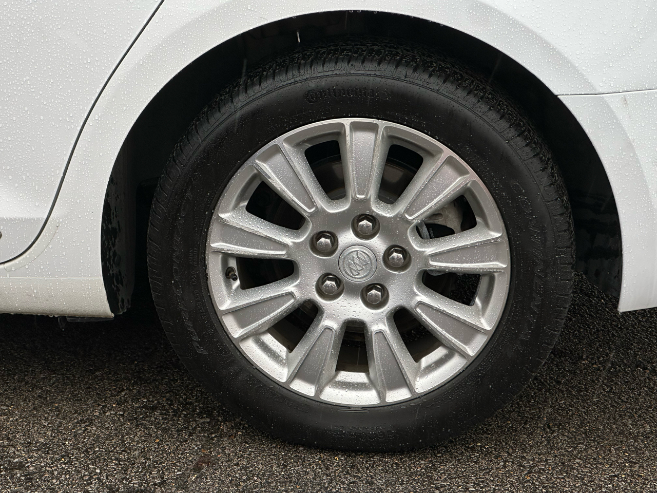 Buick LaCrosse 4dr Sdn Leather FWD 2012