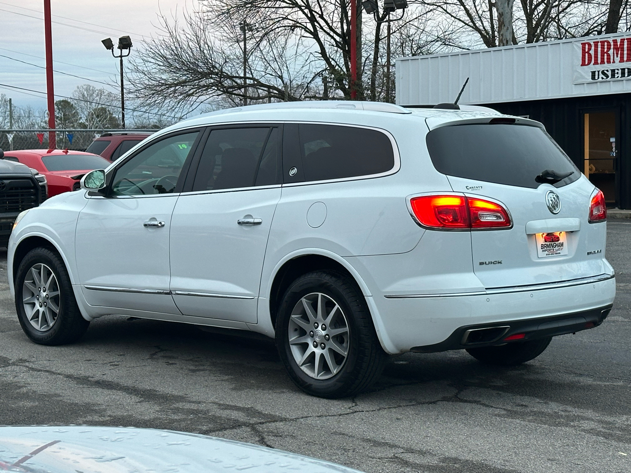 Buick Enclave FWD 4dr Convenience 2016
