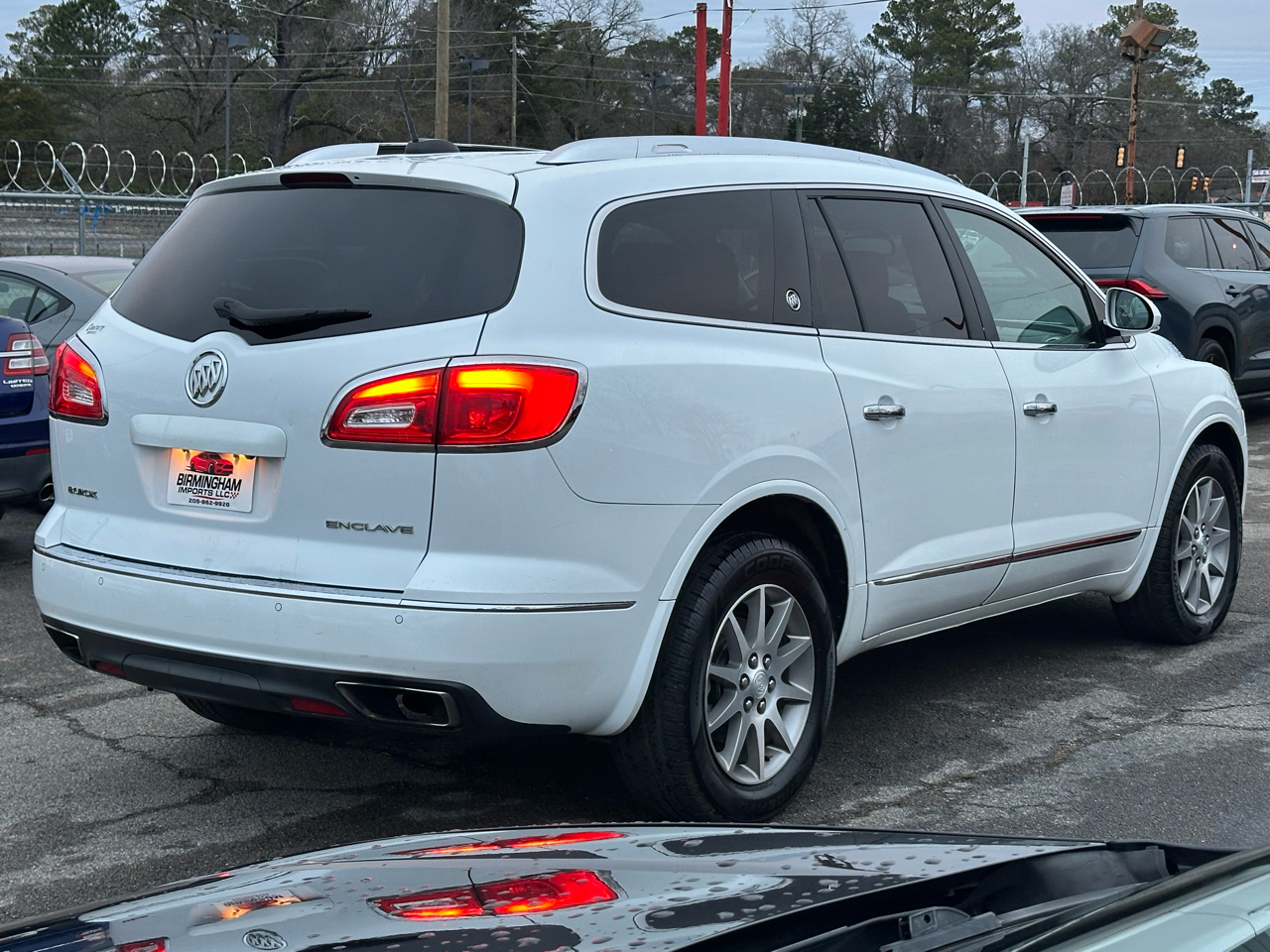 Buick Enclave FWD 4dr Convenience 2016