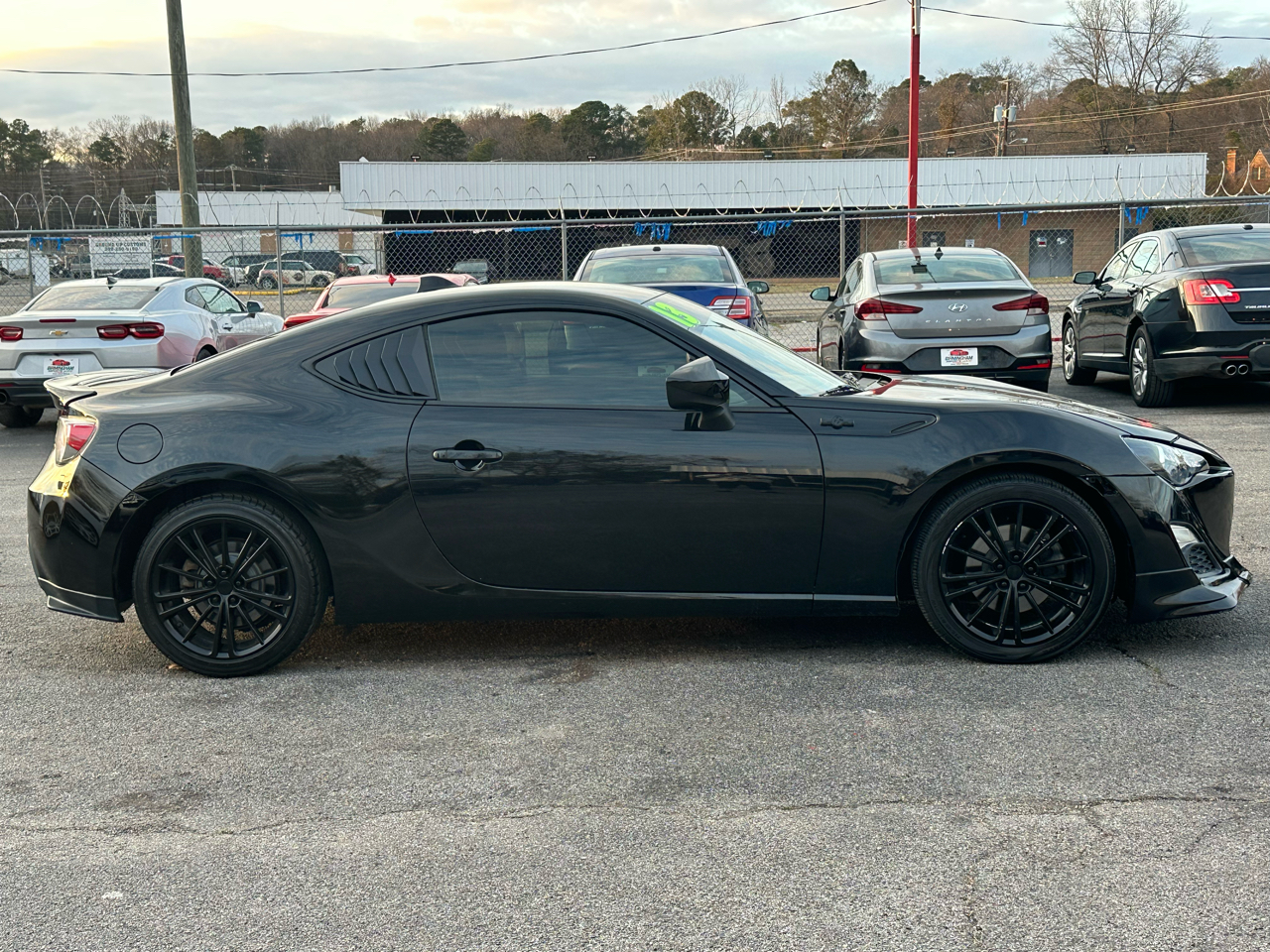 Scion FR-S 2dr Cpe Man (Natl) 2013