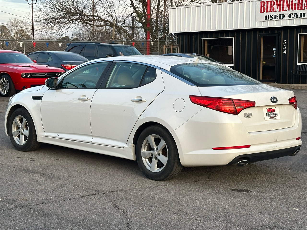 Kia Optima 4dr Sdn 2.4L Auto LX 2011