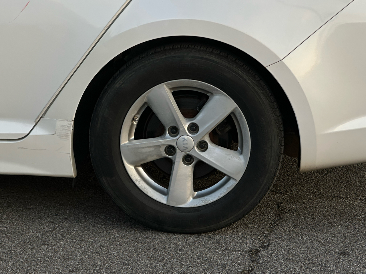 Kia Optima 4dr Sdn 2.4L Auto LX 2011