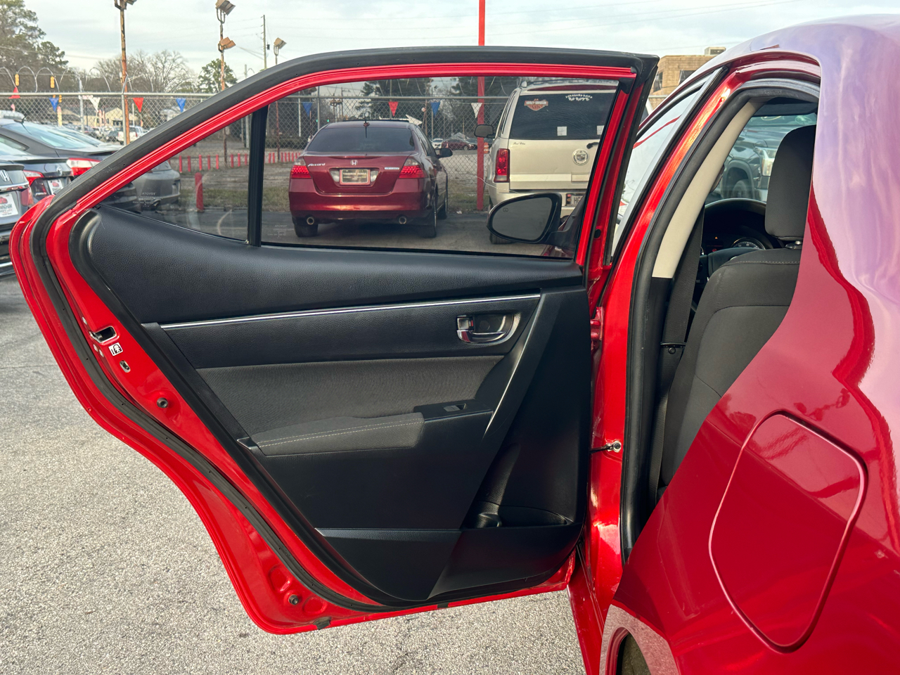 Toyota Corolla XLE CVT (Natl) 2018