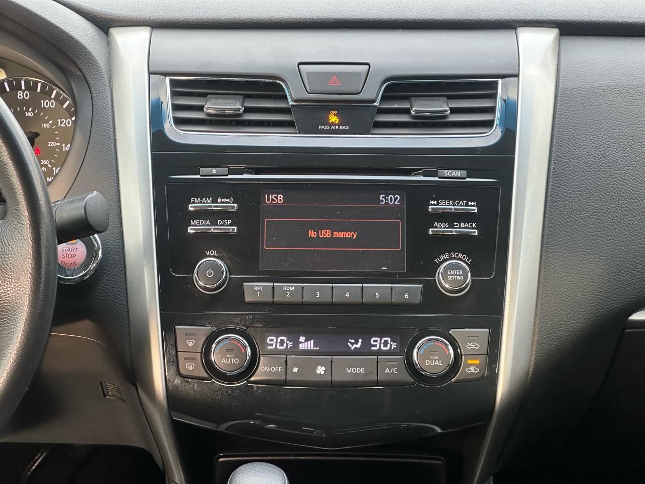 Nissan Altima 4dr Sdn I4 2.5 SV 2014