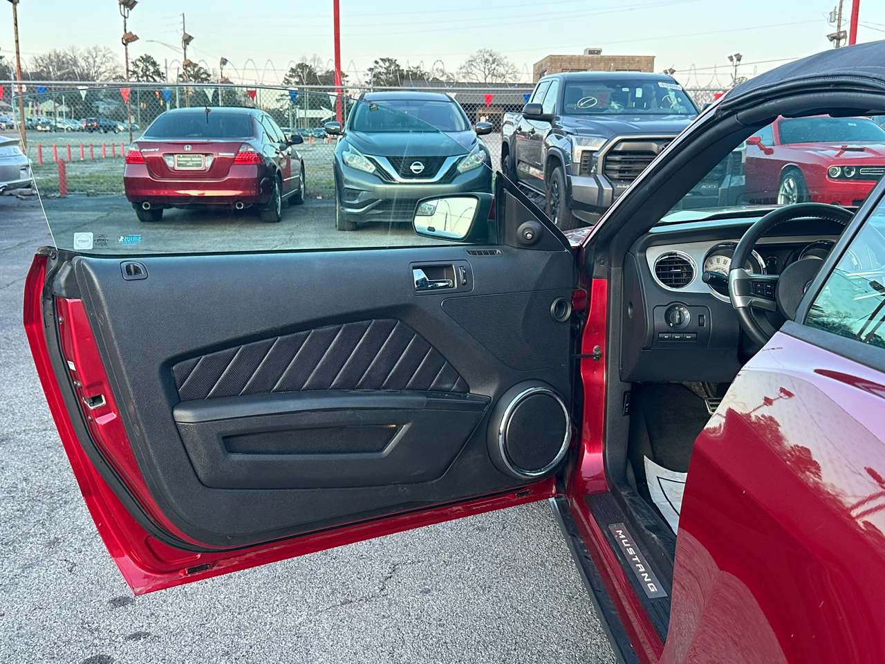 Ford Mustang 2dr Conv V6 2012