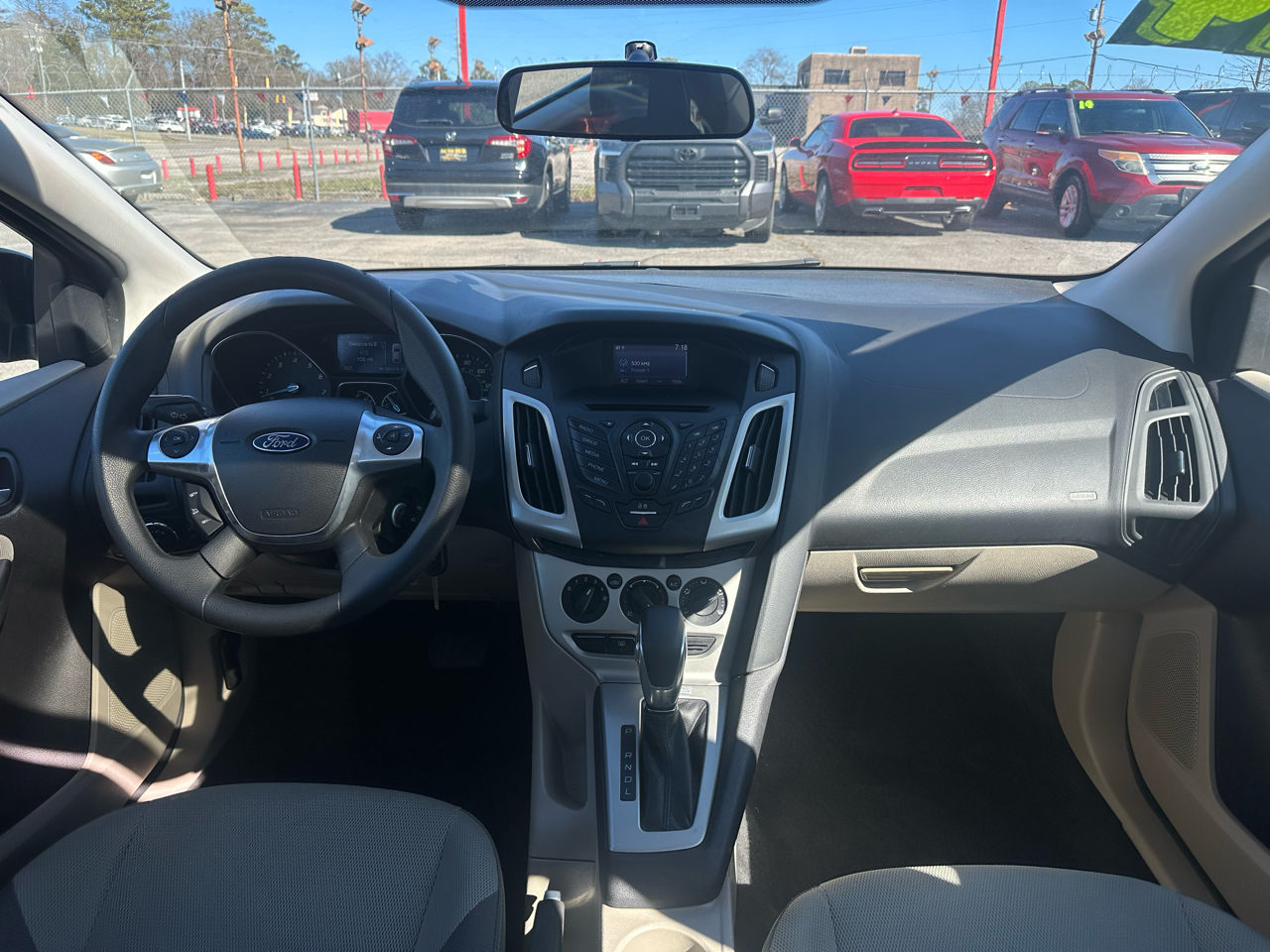 Ford Focus 4dr Sdn SE 2014