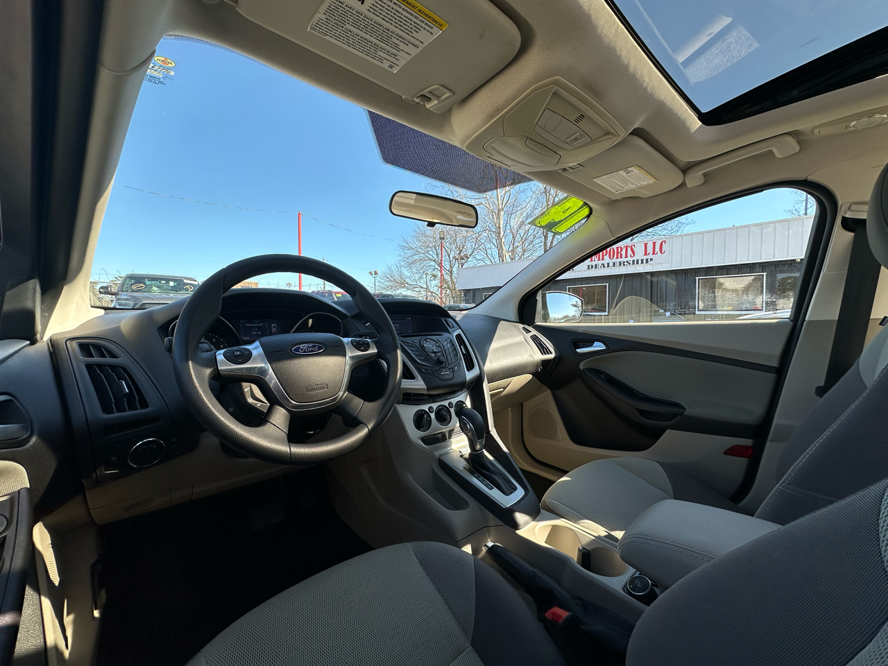 Ford Focus 4dr Sdn SE 2014