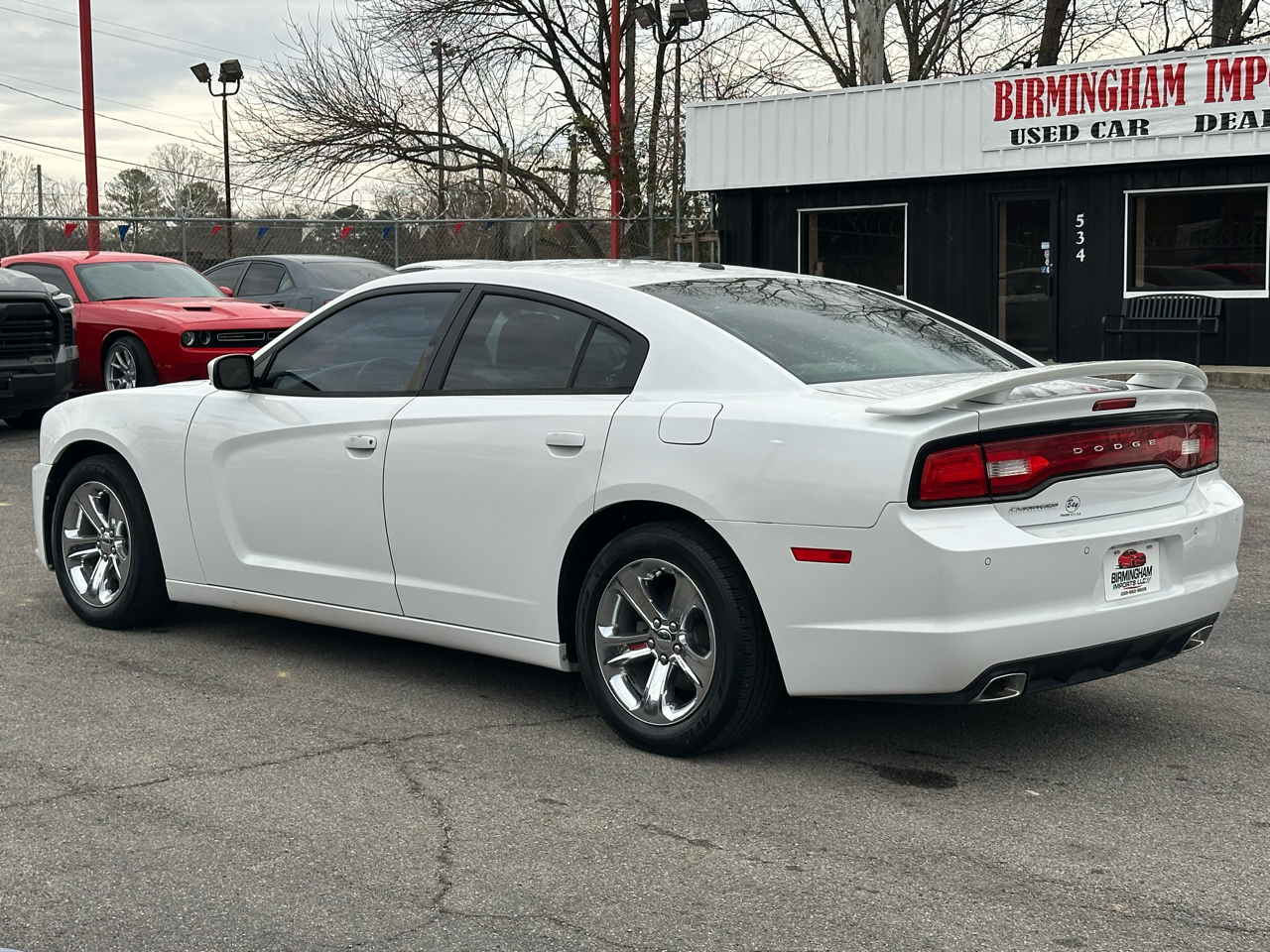 Dodge Charger 4dr Sdn SXT RWD 2013