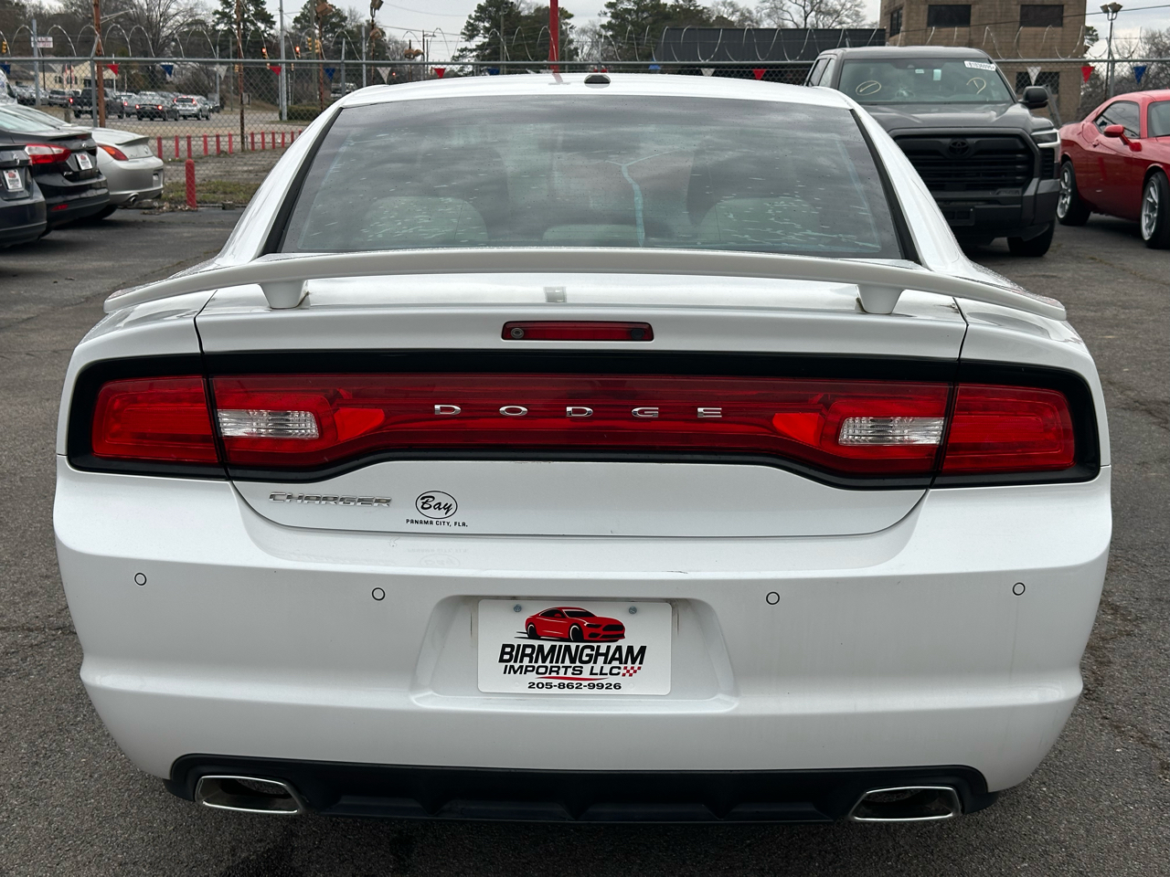 Dodge Charger 4dr Sdn SXT RWD 2013