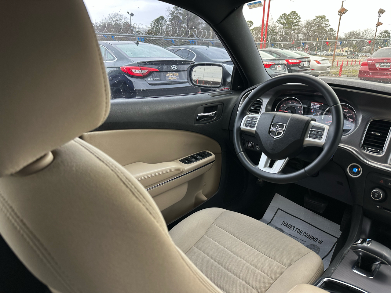 Dodge Charger 4dr Sdn SXT RWD 2013