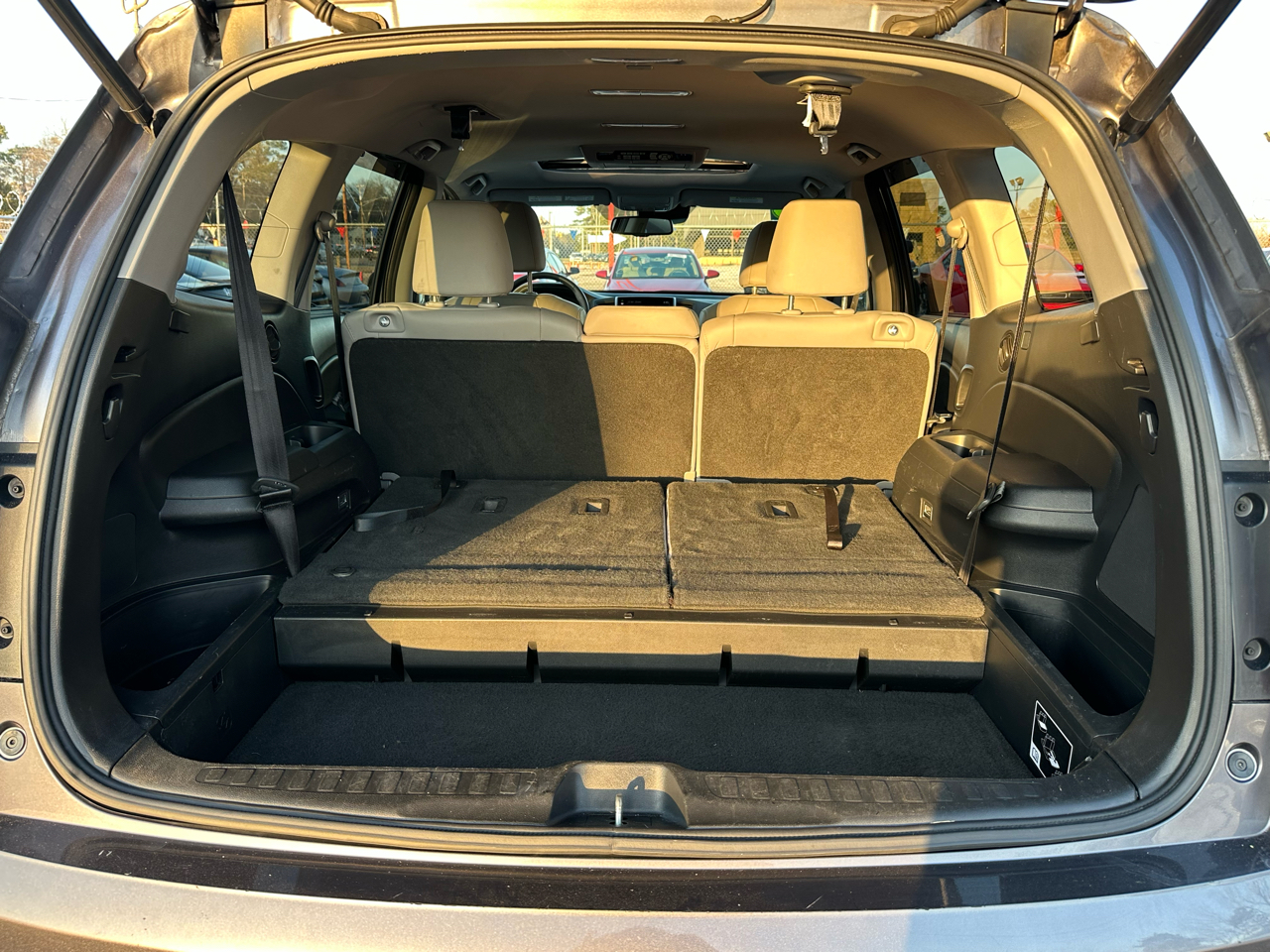 Honda Pilot 2WD 4dr Touring w/RES & Navi 2016