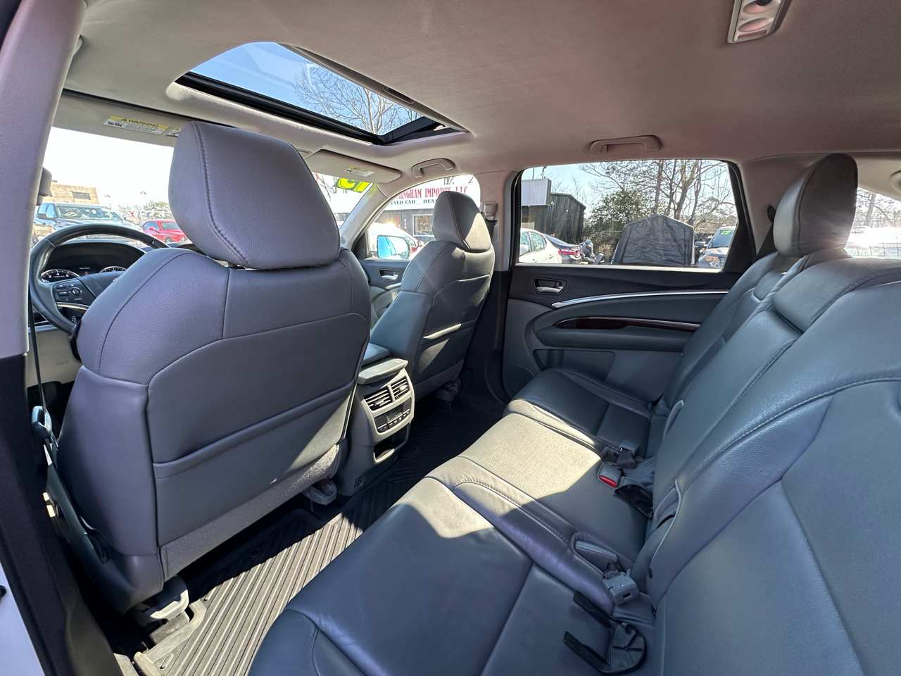 Acura MDX SH-AWD 4dr Tech Pkg 2015