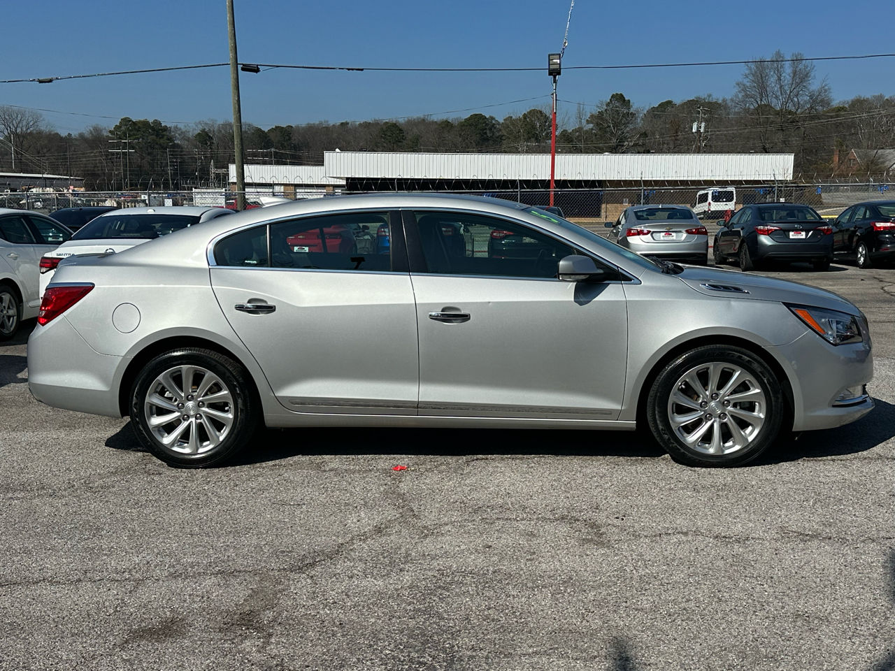 Buick LaCrosse 4dr Sdn Leather FWD 2015