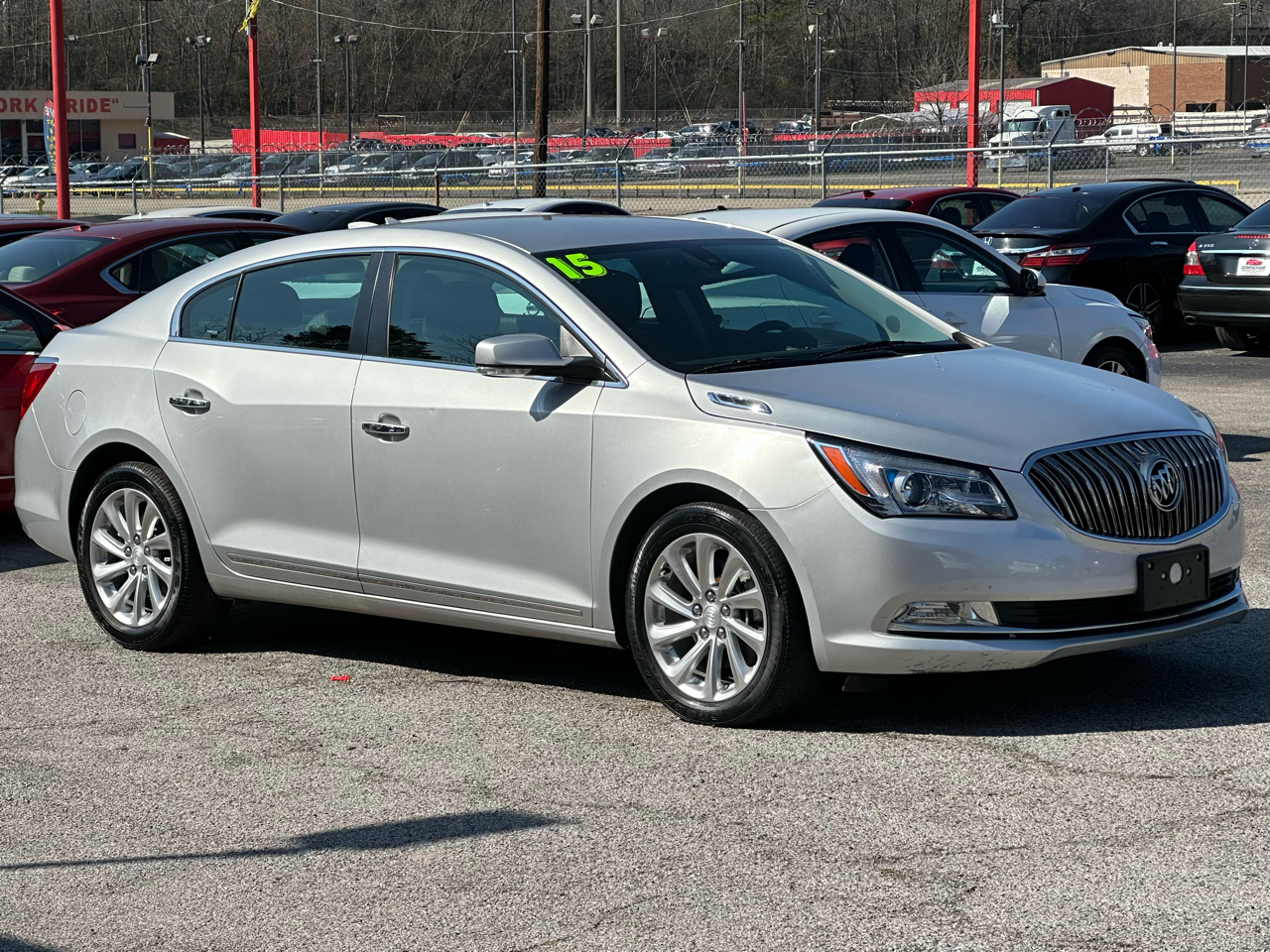 Buick LaCrosse 4dr Sdn Leather FWD 2015